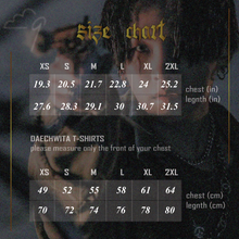 Cargar imagen en el visor de la galería, "Daechwita" half and half T-Shirt