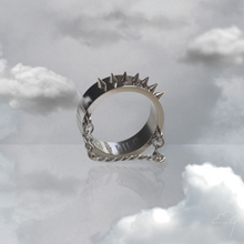Cargar imagen en el visor de la galería, “Dark & Wild” ring