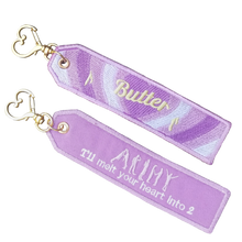 Cargar imagen en el visor de la galería, "Butter" asymmetrical earrings