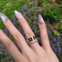 Cargar imagen en el visor de la galería, “Dark & Wild” ring