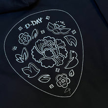 Load image into Gallery viewer, &quot;D-DAY tour&quot; hoodie
